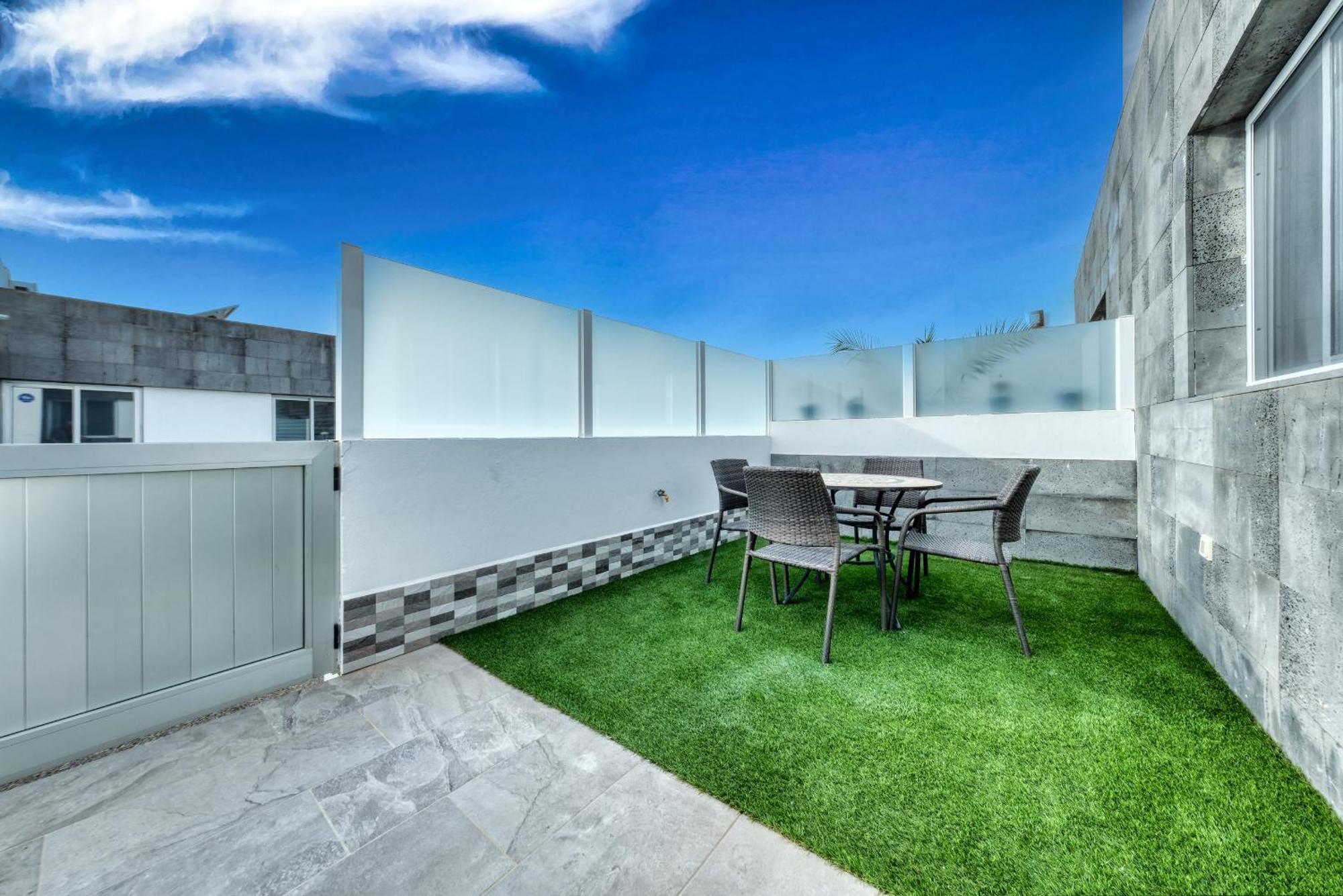 Villa Cassia-Private Pool Aircon, Sat Tv By Lanzarote Vacation Homes Плая Бланка Екстериор снимка