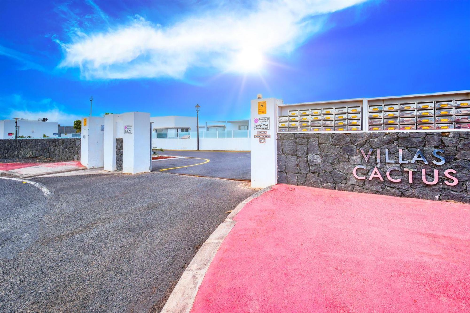 Villa Cassia-Private Pool Aircon, Sat Tv By Lanzarote Vacation Homes Плая Бланка Екстериор снимка